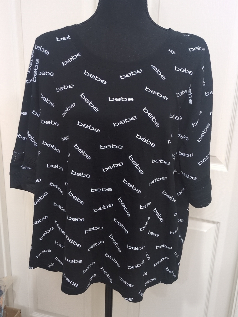 bebe Black & White Logo-Print Tunic